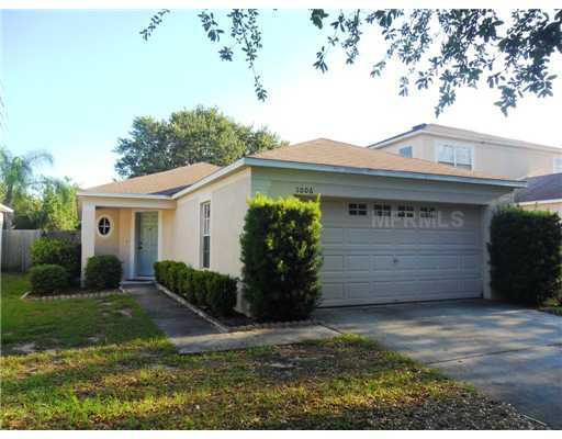 Property Photo:  1006 Lake Shore Ranch Drive  FL 33584 