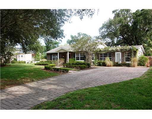 Property Photo:  1252 Mercedes Place  FL 32804 