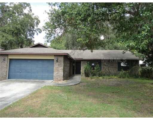 Property Photo:  704 Orchis Way  FL 33510 