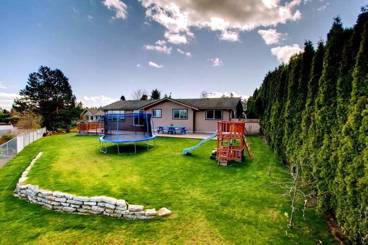 Property Photo:  6002 Ridgeview Place  WA 98248 