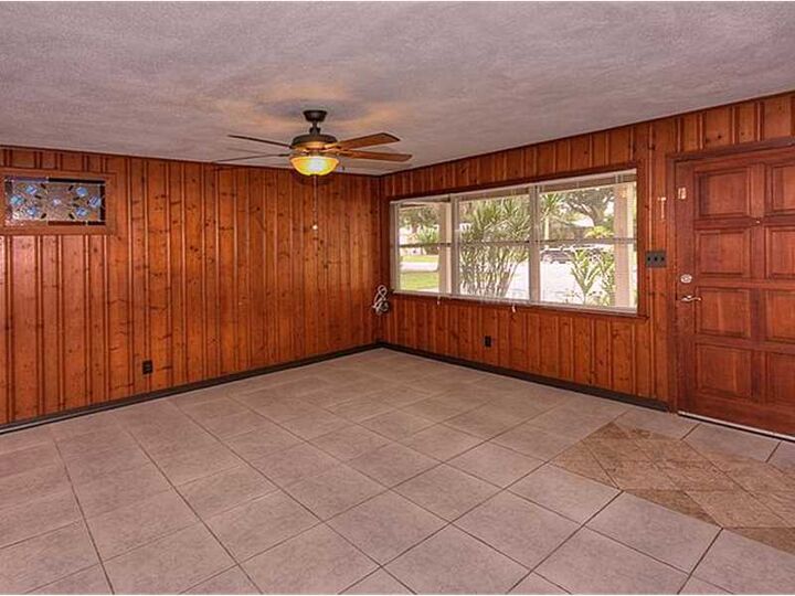 Property Photo: 2893 Sequoia Lane FL 34237