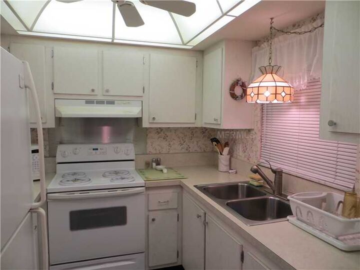 Property Photo:  304 47th Avenue Drive W 309  FL 34207 