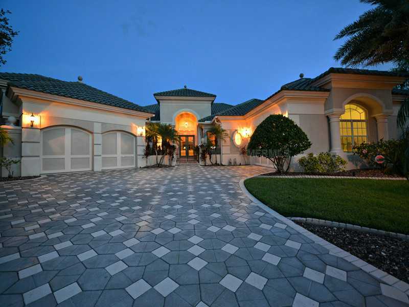 Property Photo:  7471 Paurotis Court  FL 34241 