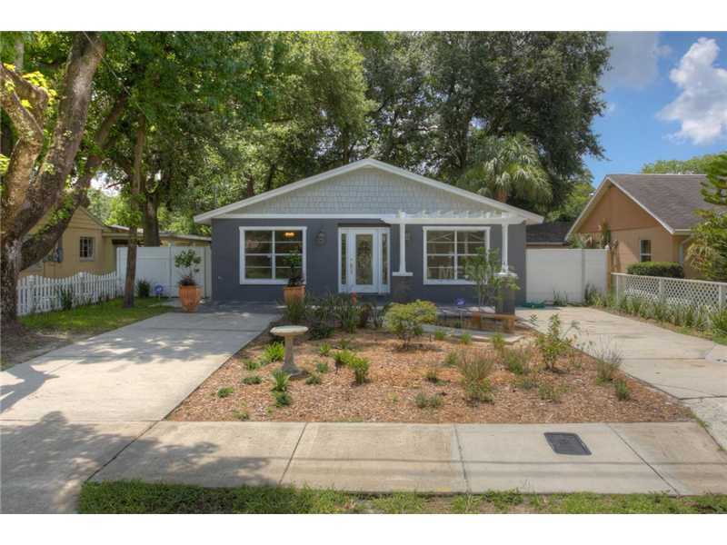 Property Photo:  204 W Flora Street  FL 33604 