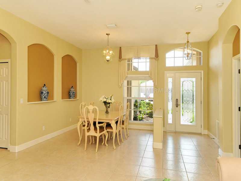 Property Photo:  925 Scherer Way  FL 34229 