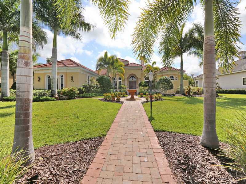 Property Photo:  7119 Teal Creek Glen  FL 34202 