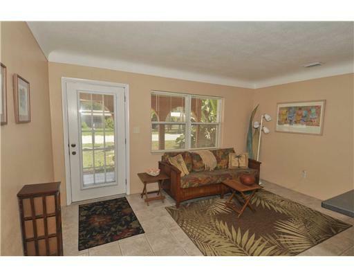 Property Photo:  370 82nd Avenue  FL 33706 