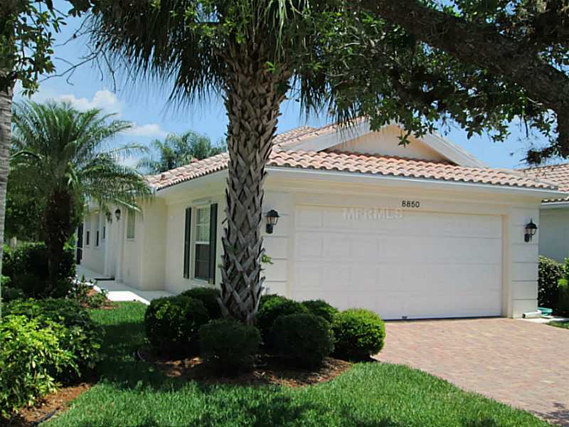 Property Photo:  8850 Etera Drive  FL 34238 