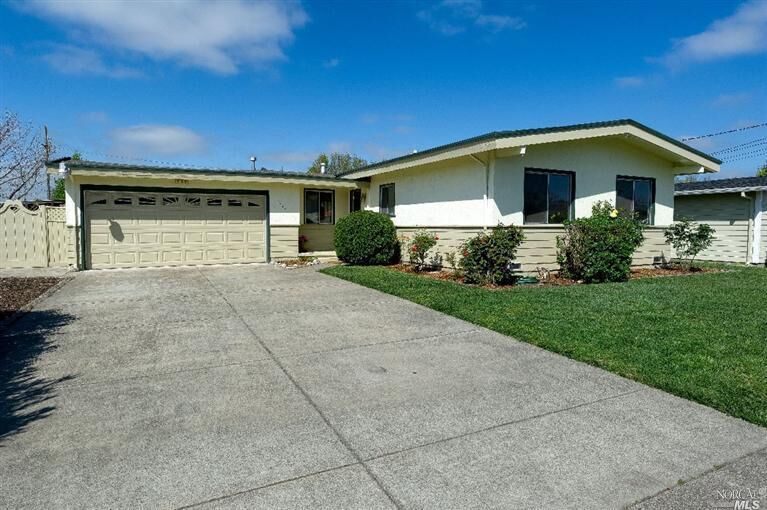 Property Photo: 1261 Kathy Street CA 95405