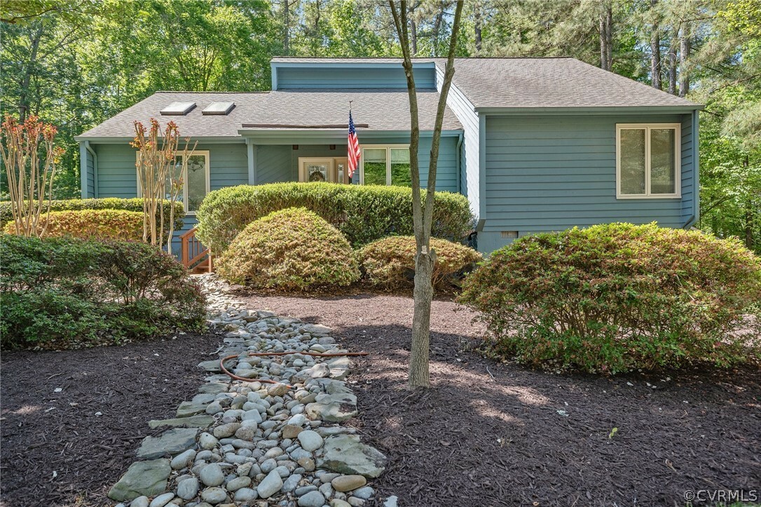 Property Photo:  10109 Hearthrock Court  VA 23233 