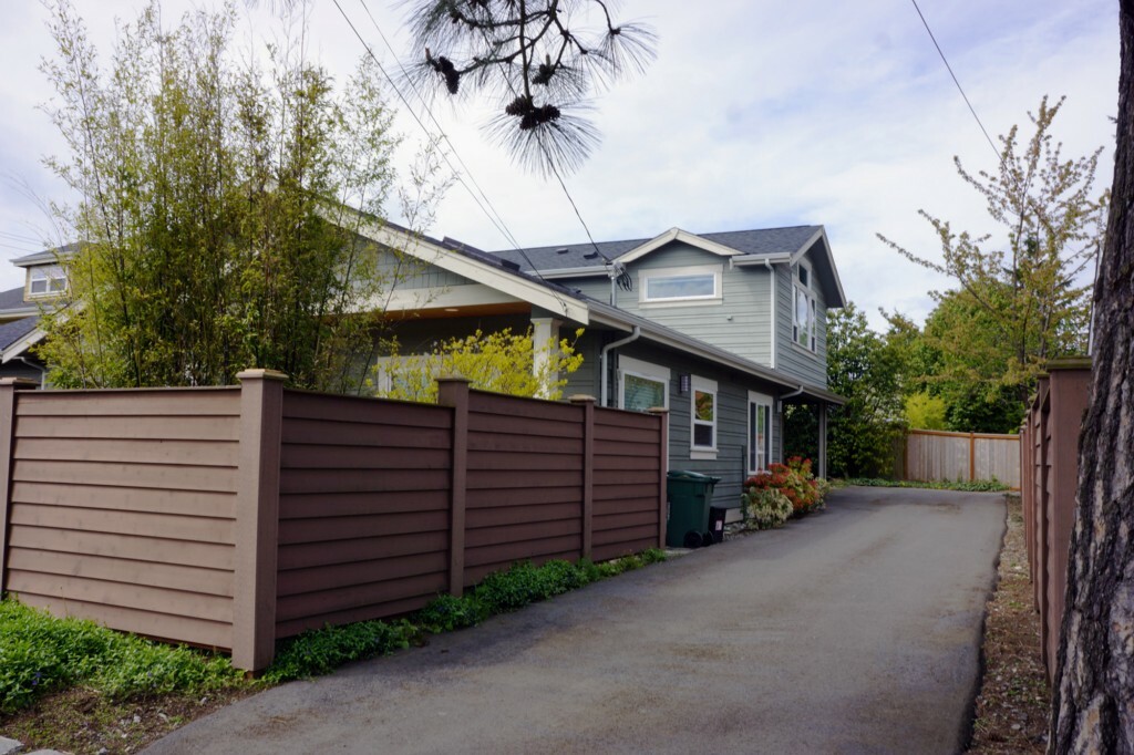 Property Photo:  1464 NW 95th St  WA 98117 