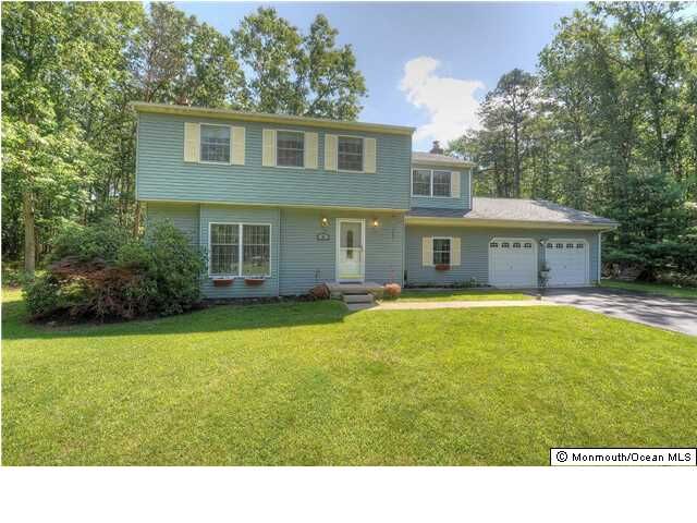 Property Photo: 48 Oak Leaf Court NJ 08088