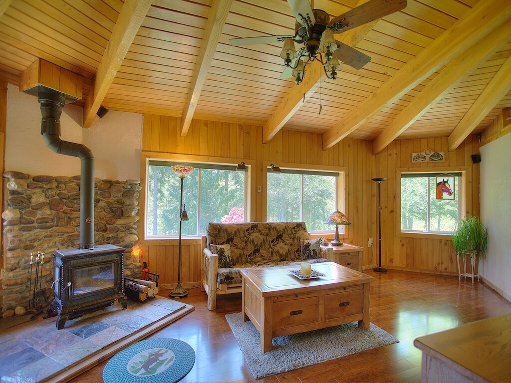 Property Photo: 18816 230th Ave E WA 98360