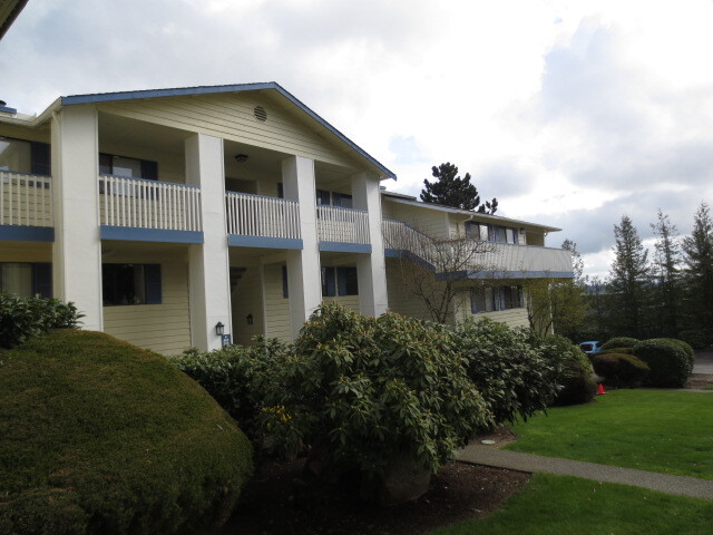 Property Photo: 12906 8th Ave W A204 WA 98204