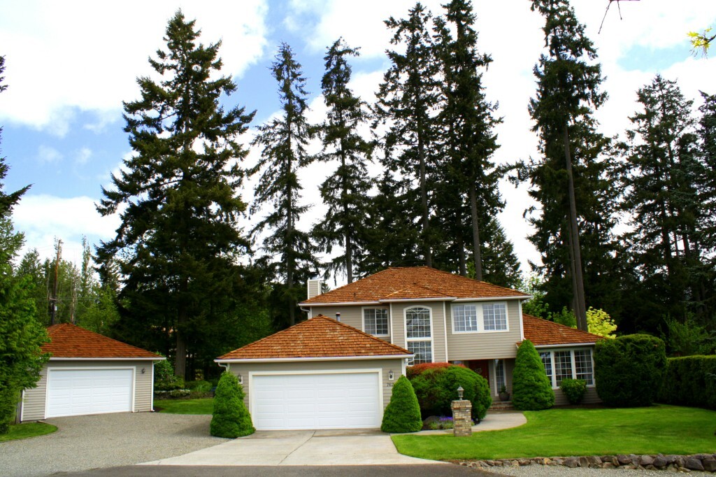 Property Photo: 7620 176th Ave E WA 98391