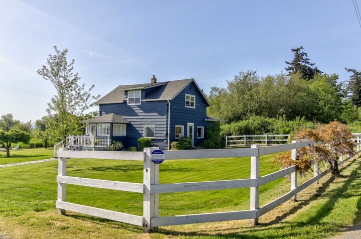 Property Photo:  12814 Farm To Market Rd  WA 98273 
