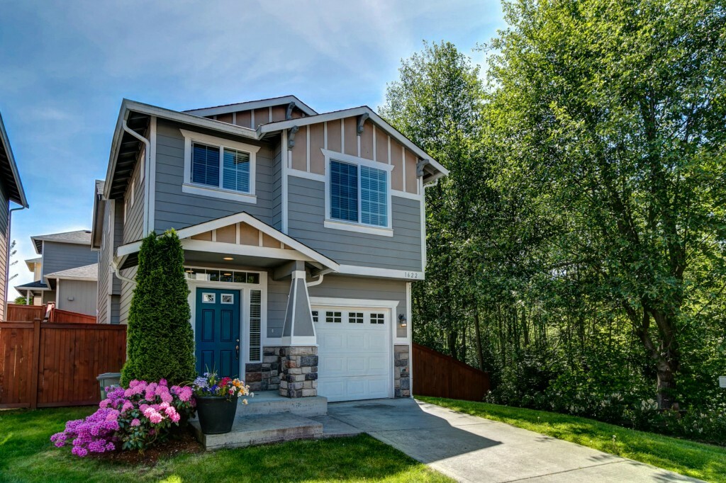 Property Photo:  1622 95th St SW  WA 98204 