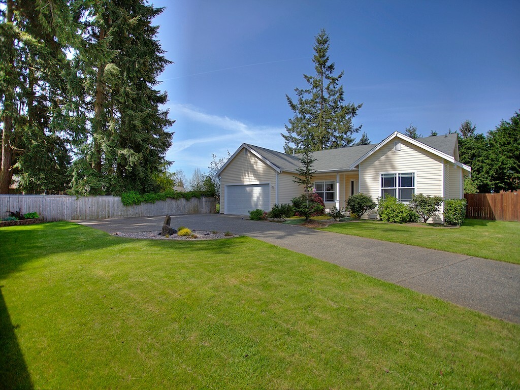 Property Photo: 21522 47th Ave E WA 98387