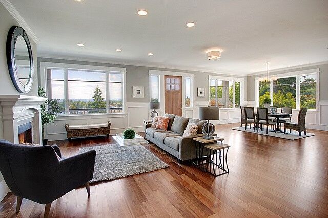Property Photo:  2817 11th Avenue E  WA 98102 