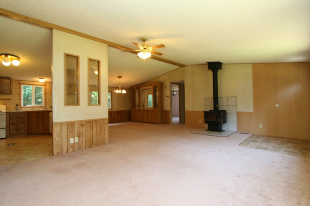 Property Photo: 1342 Pilchuck Dr WA 98282
