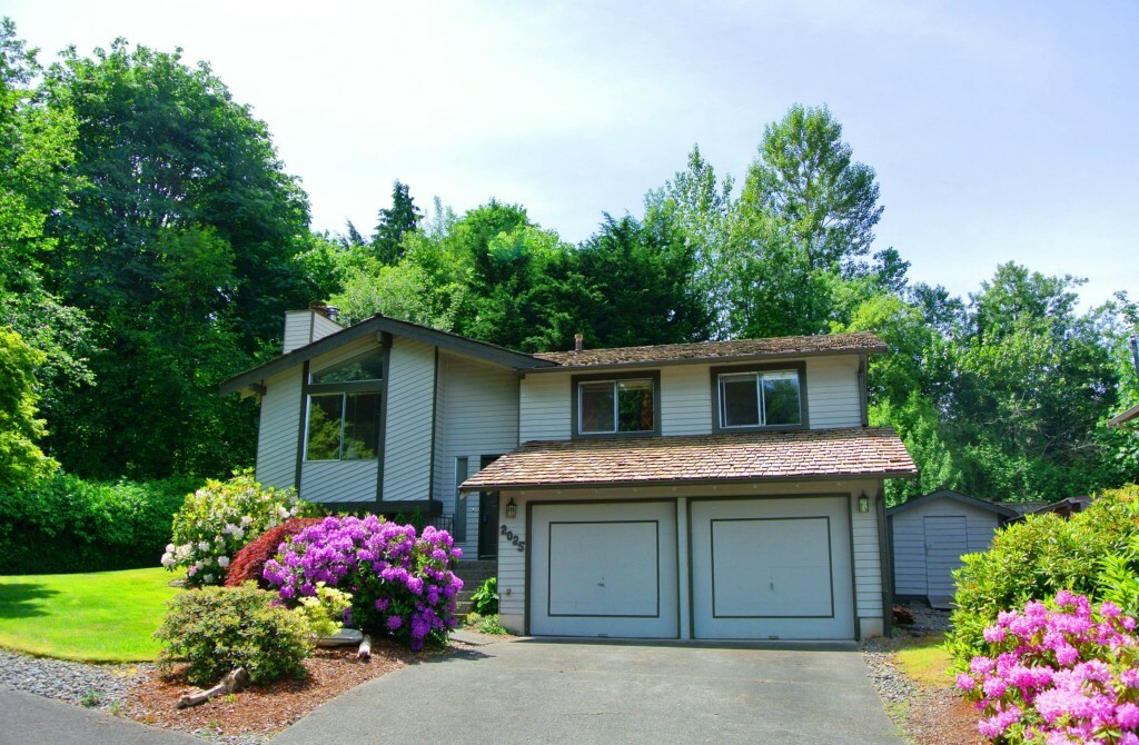 Property Photo: 2025 W St NW WA 98001