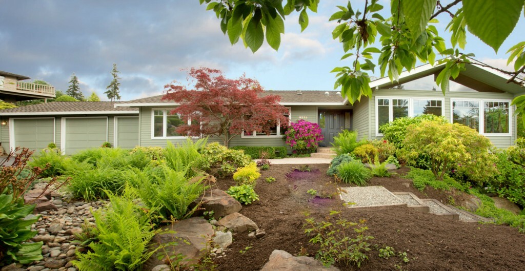 Property Photo: 9335 NE 30th St WA 98004