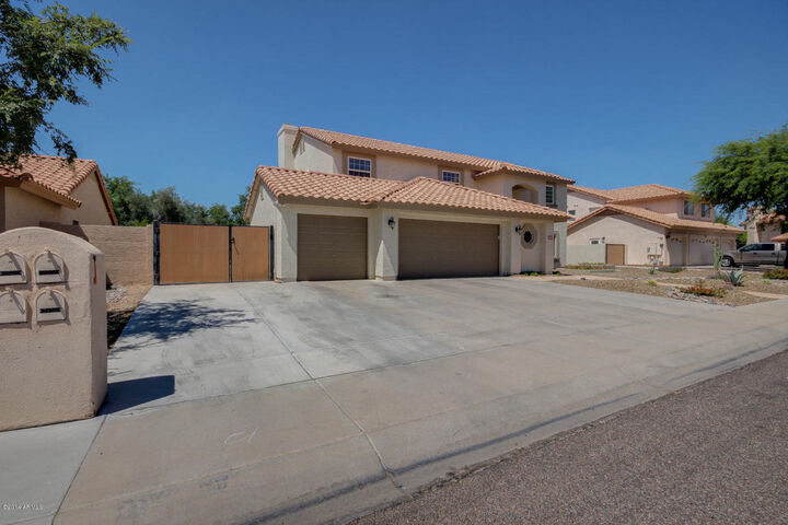 Property Photo:  7138 W Voltaire Avenue  AZ 85381 