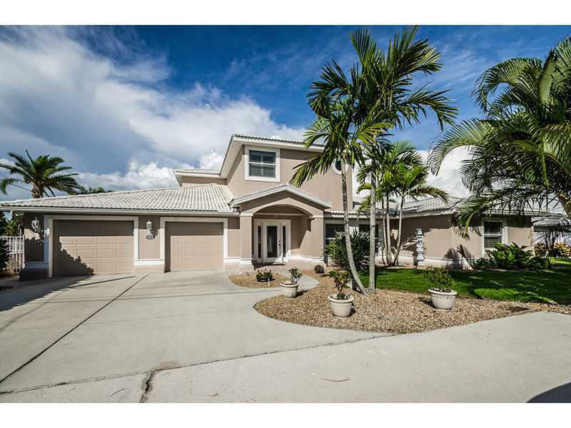 Property Photo: 214 59th Ave FL 33706