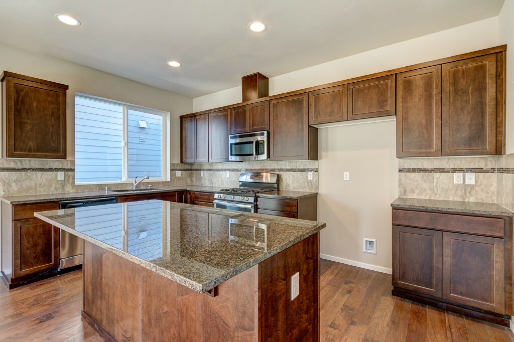 Property Photo: 4740 80th Dr NE WA 98270