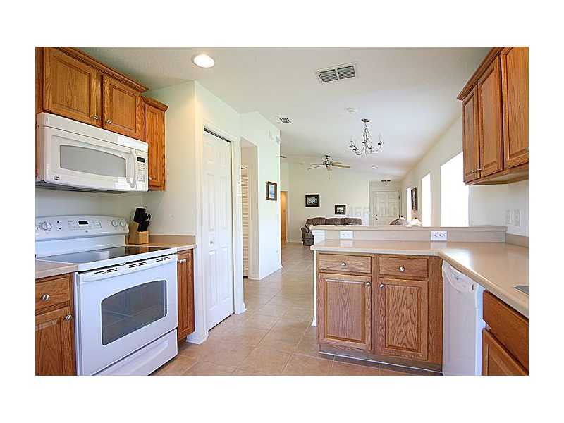 Property Photo: 3715 101st Avenue E FL 34219