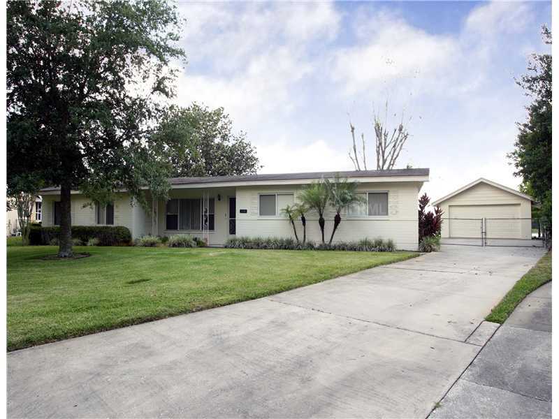 Property Photo:  2800 Overlake Avenue  FL 32806 