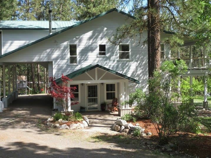 Property Photo:  998C Artman Gibson Rd  WA 99114 