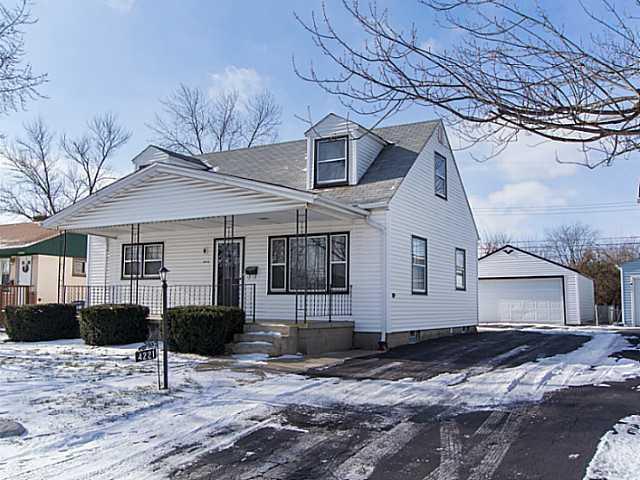 Property Photo: 4221 Maplegrove Drive OH 43123