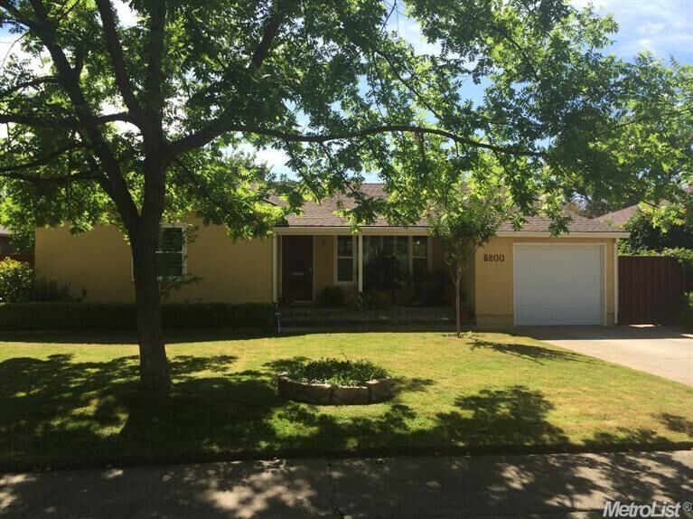 Property Photo:  5200 Carmen Way  CA 95822 