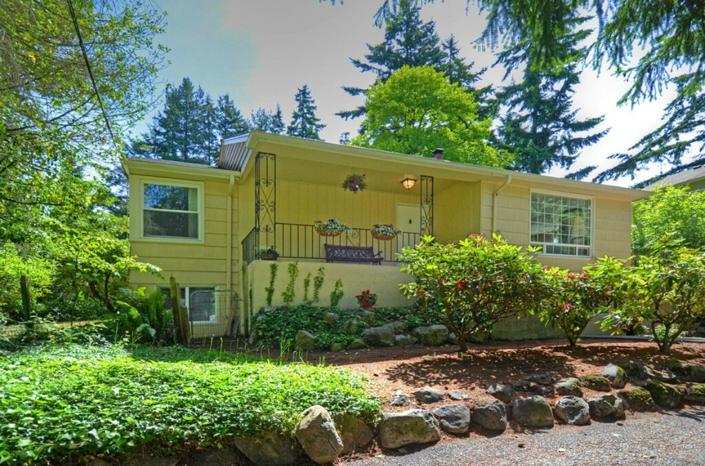 Property Photo:  18204 Fremont Ave N  WA 98133 