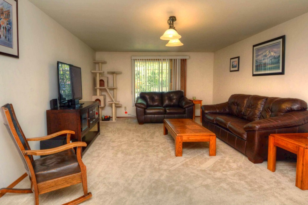 Property Photo:  6403 138th Place SE  WA 98296 