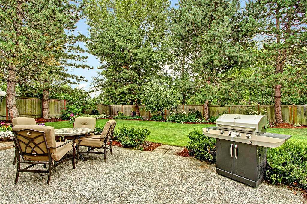 Property Photo:  19408 63rd Ave NE  WA 98028 