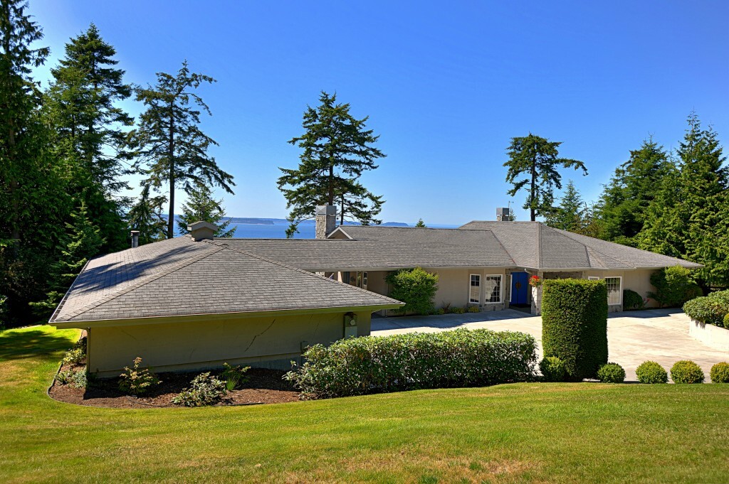 Property Photo:  3208 Smugglers Cove Rd  WA 98253 