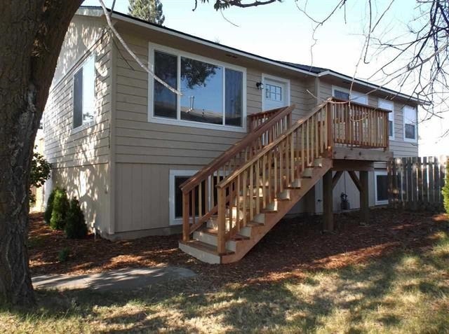 Property Photo: 2704 S Myrtle St WA 99223