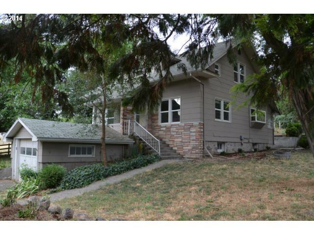 Property Photo: 2000 Dry Hollow Rd OR 97058