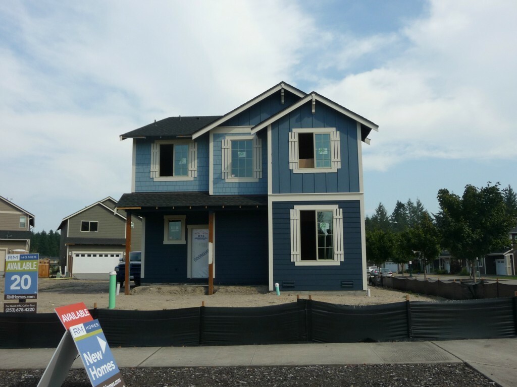 Property Photo:  610 Sandalwood Dr SW  WA 98502 