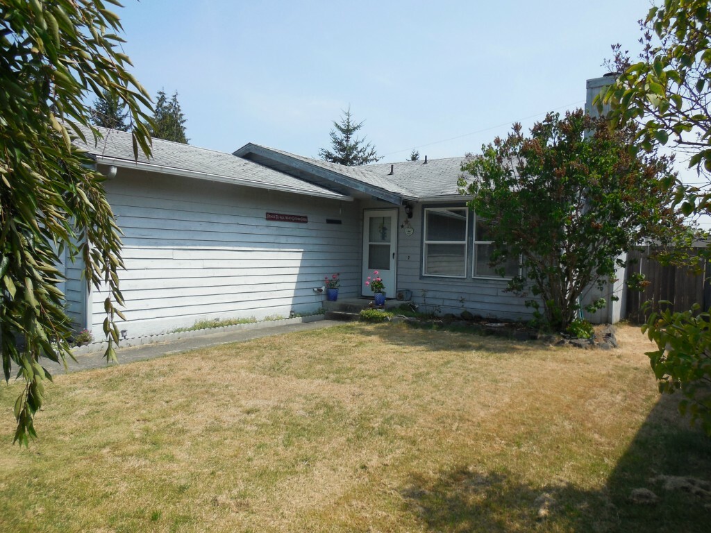 Property Photo:  4927 N Whitman St  WA 98407 