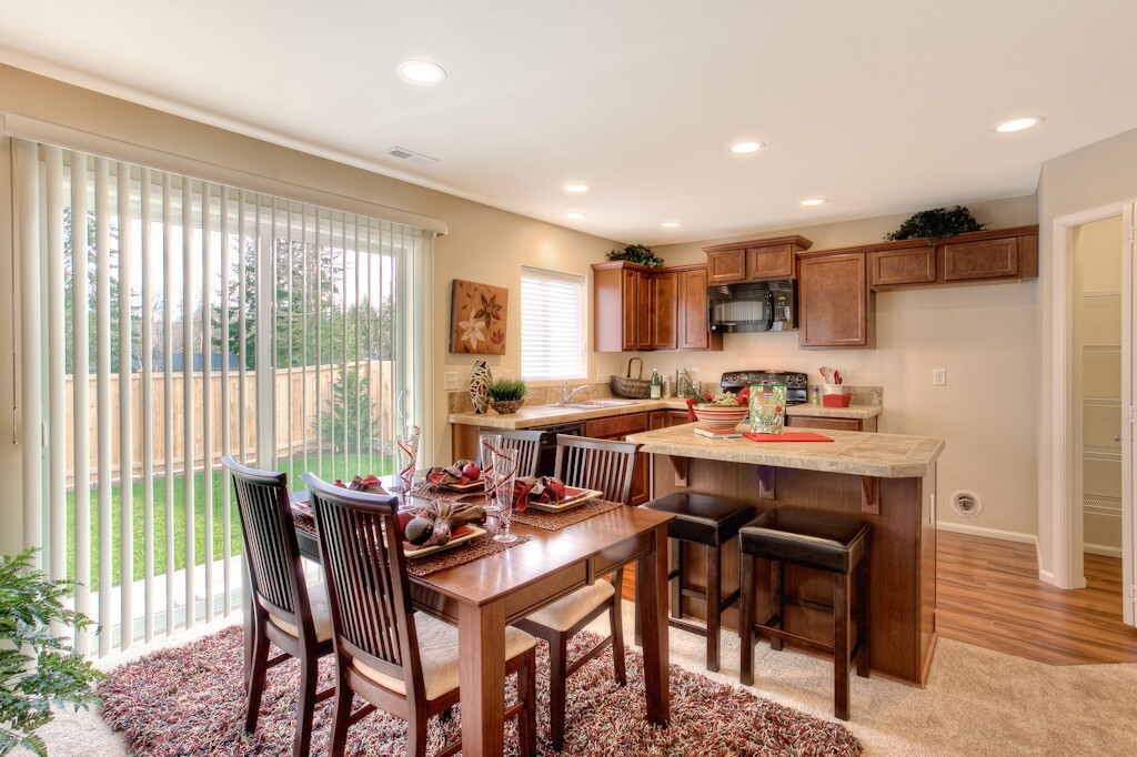 Property Photo: 1616 77th Ave SE 27 WA 98258