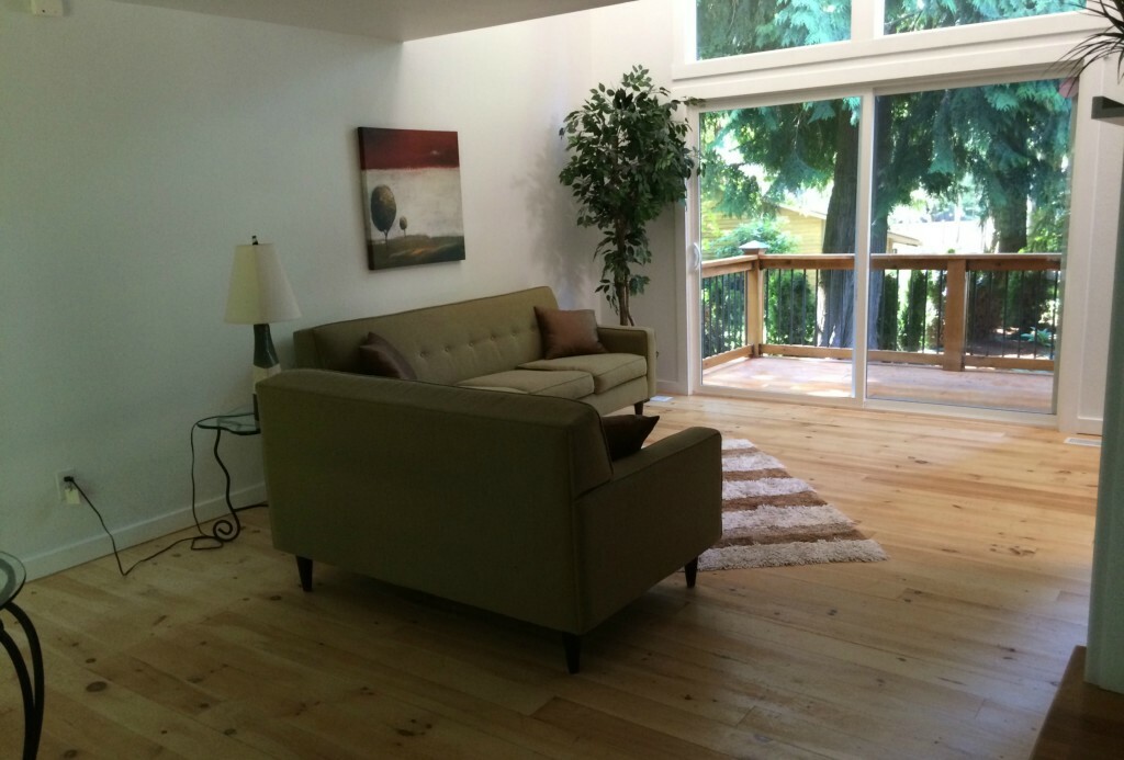 Property Photo: 17627 17th Dr SE WA 98012