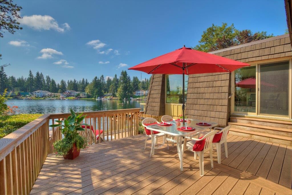 Property Photo: 29080 222nd Place SE WA 98010