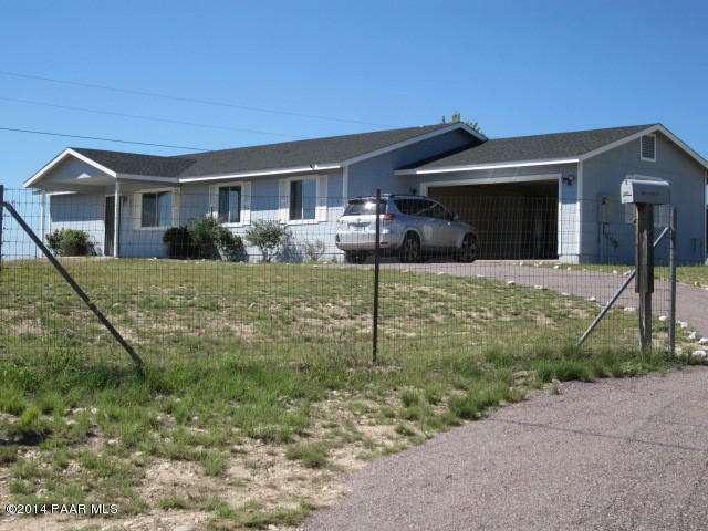 Property Photo:  850 W Iris Road  AZ 86334 