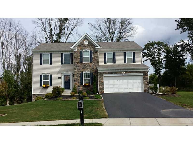 Property Photo:  128 Anchor Ct  PA 15057 