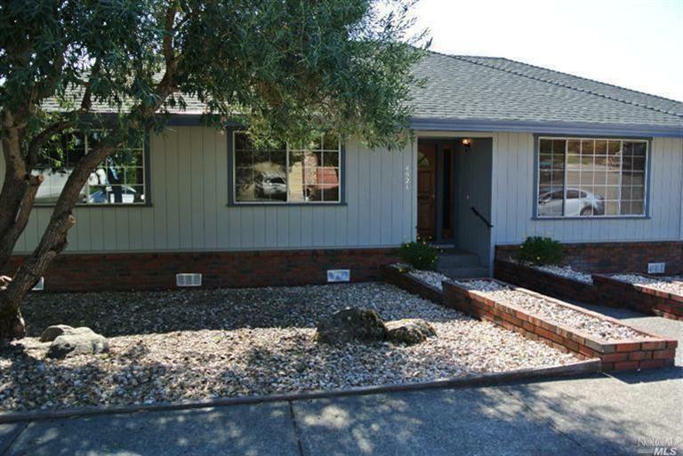 Property Photo:  4921 Heather Glen Circle  CA 95405 