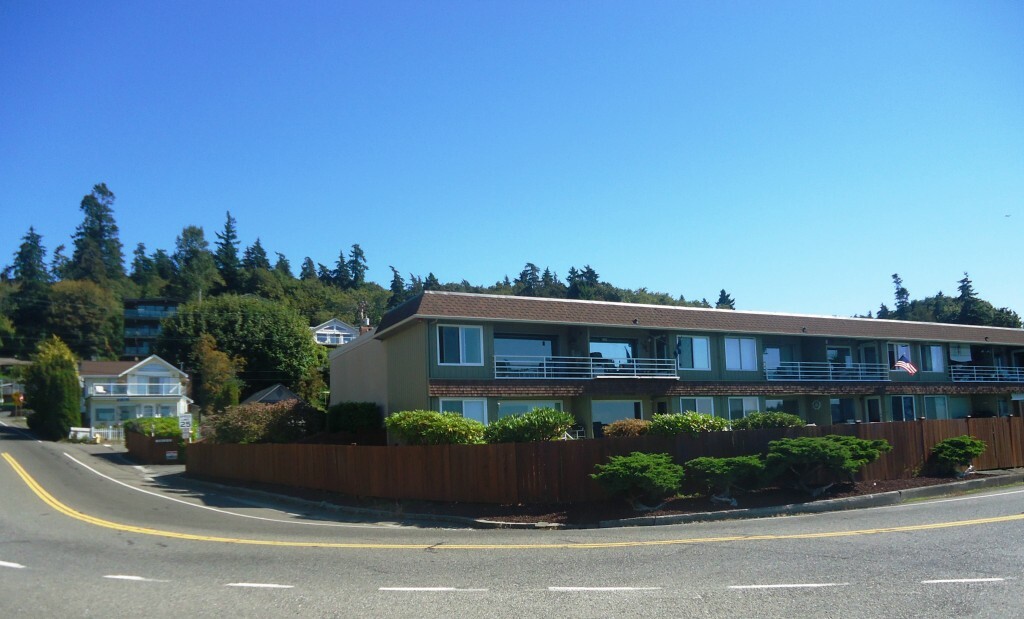 Property Photo:  28120 Redondo Beach Dr S 201  WA 98198 