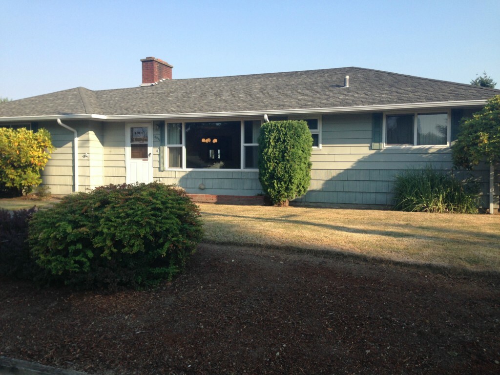 Property Photo: 10930 SE 181st St WA 98055